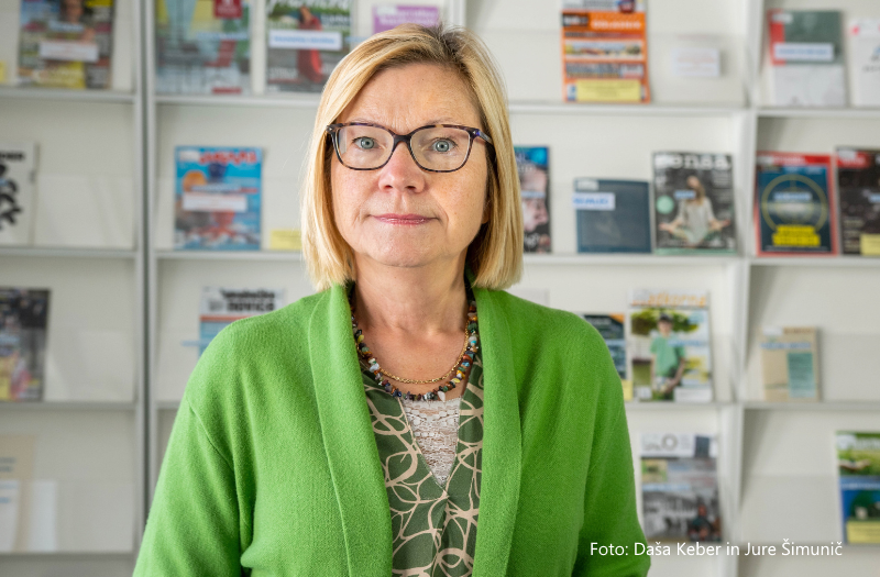Vika Gujtman | Nekaj bralnih priporočil: Veselo na pot