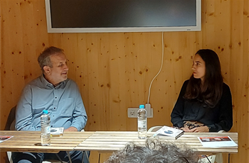 Osebno o literaturi z Vladom Motnikarjem – gostja Tina Vrščaj